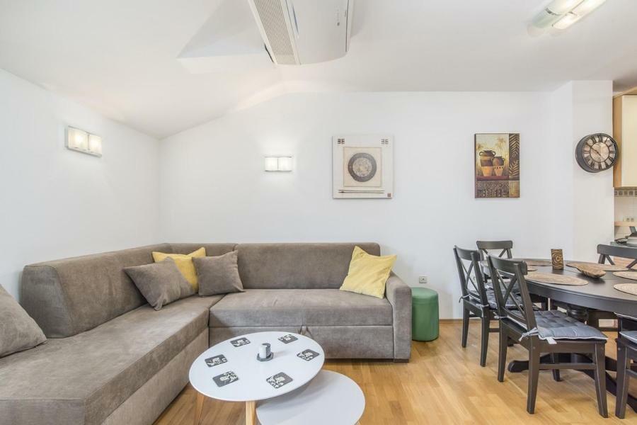 Apartment Matea Novigrad Istria Εξωτερικό φωτογραφία